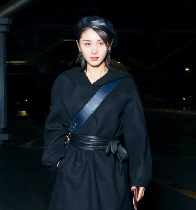 今年秋冬最chic！原來(lái)短發(fā)和帽子這么配??！