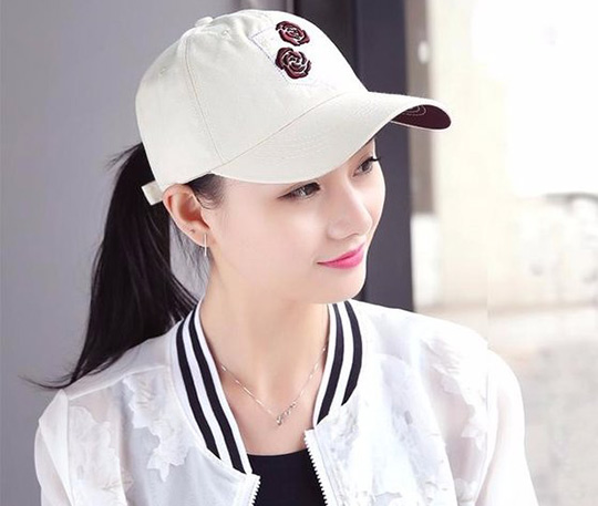 美麗的帽子，帶給你不一樣的春天