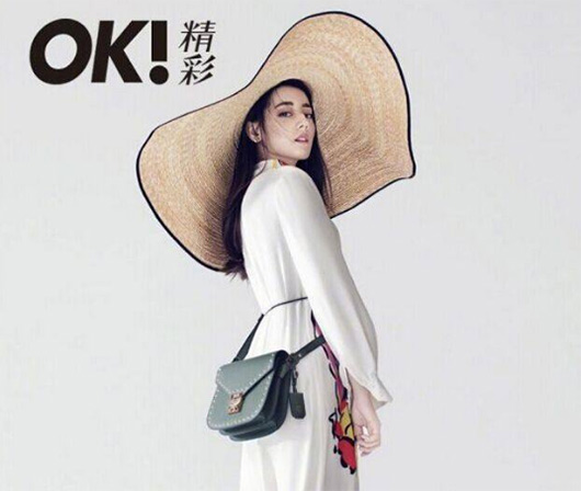 看看女星們花式戴草帽的帽子戲法！